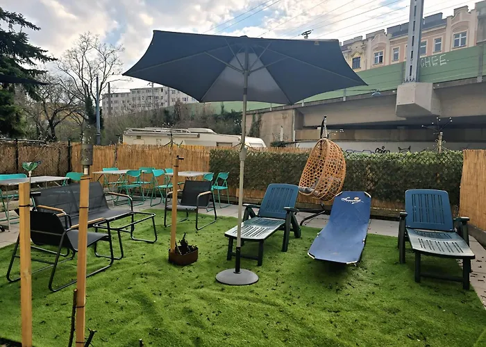 Apartamento Lovely 6-bedroom Near Millennium *